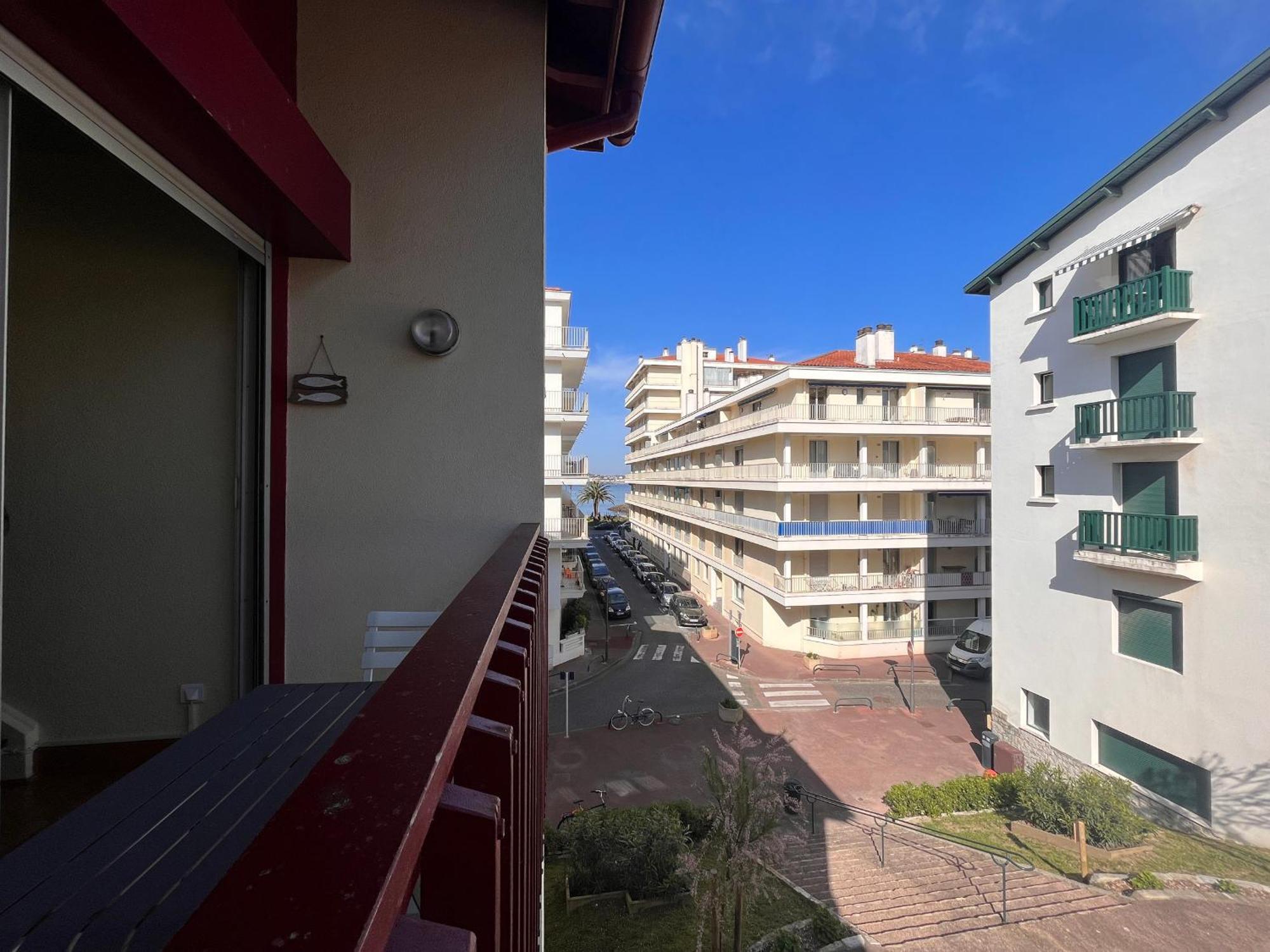 Apartmán Studio Mezzanine A 100M De La Plage Avec Balcon, Apercu Mer Et Parking - Saint-Jean-De-Luz - Fr-1-239-576 Exteriér fotografie